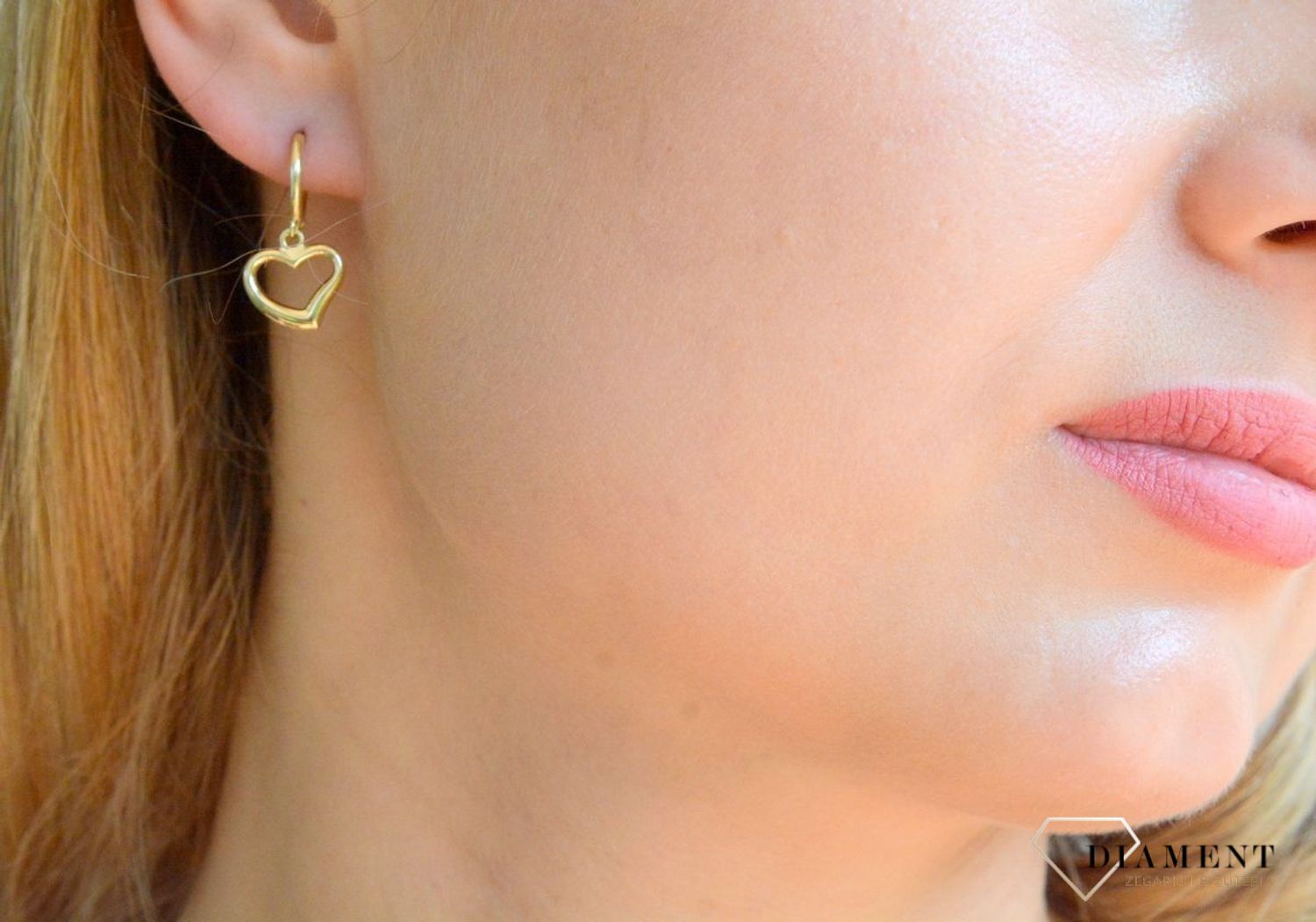 Złote kolczyki damskie 375 wiszące serduszka na kółeczku KL 8723 375.jpg